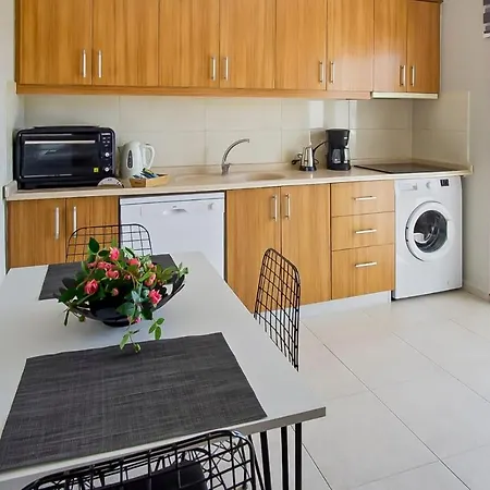 דירה Dolphin Residences - Yasemin 1